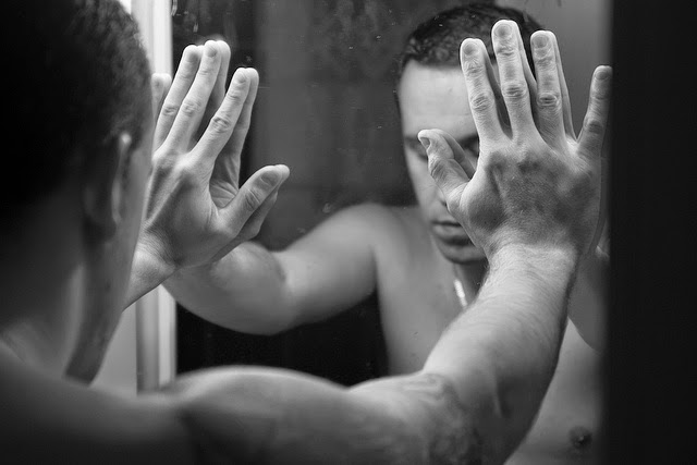 8589295878_8d328d3c46_z